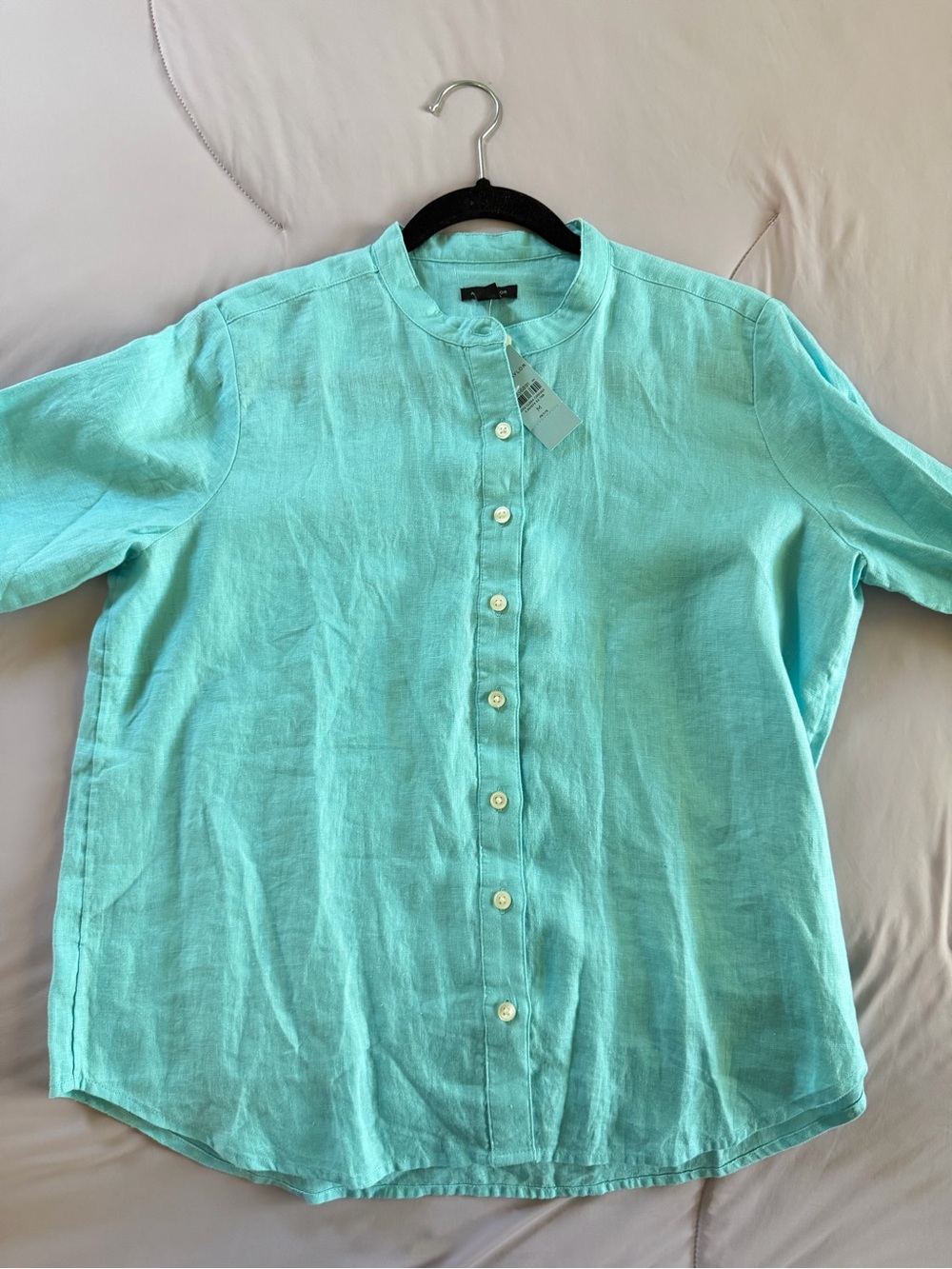 Ann Taylor Brand New Linen Button Down Shirt